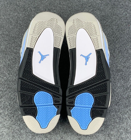 Air Jordan 4 Retro University Blue$160